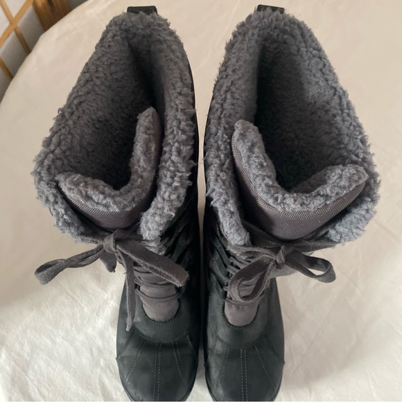 Timberland Primaloft Women's Black Leather and Gray Winter Boots - Picture 8 of 14